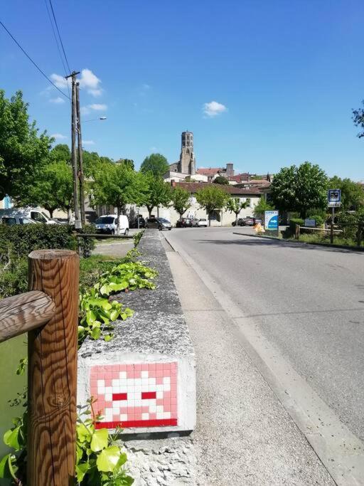 Ancien Presbytere Au Coeur Du Village Mauvezin  Eksteriør billede